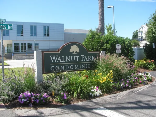 31 Jones Ter APT 19, Stoughton, MA 02072