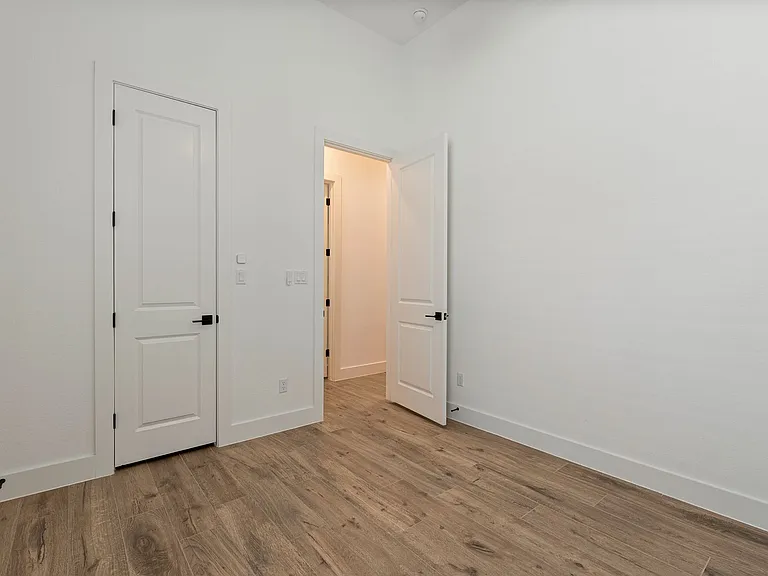 121 Running Bird Rd — Photo 22
