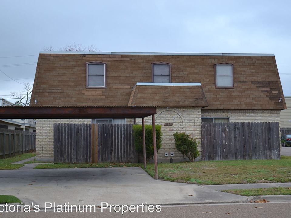 1st image of 1810 Rosemary Ave APT C