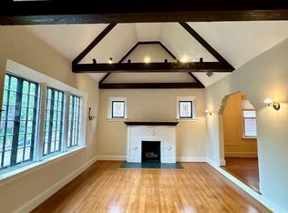 408 S Hanley Rd #2, Saint Louis, MO 63105