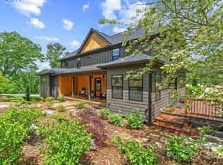 107 Beautyberry Dr, Asheville, NC 28801