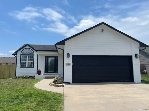 1721 S Derrick Cir, Wichita, KS 67207