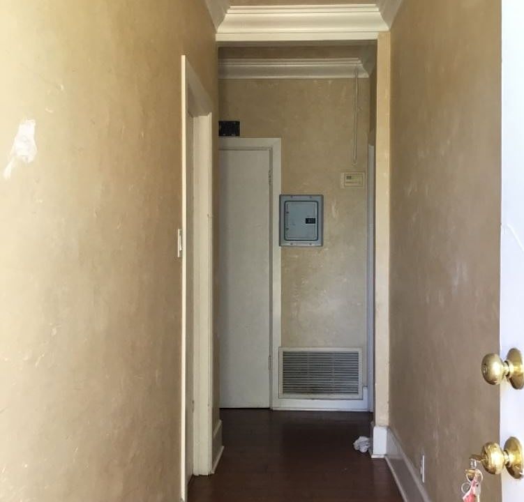 1st image of 15458 Parthenia St