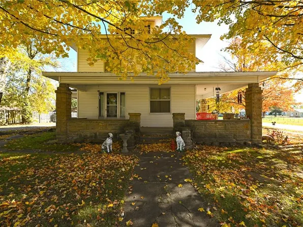 909 S Main St, El Dorado Springs, MO 64744