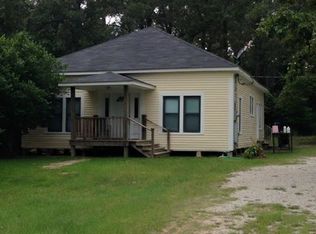 239 John Calhoun Dr., Grayson, LA 71435