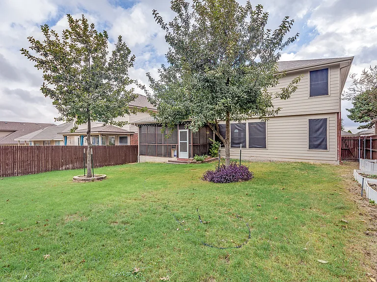 5723 White Oak Cv — Photo 25