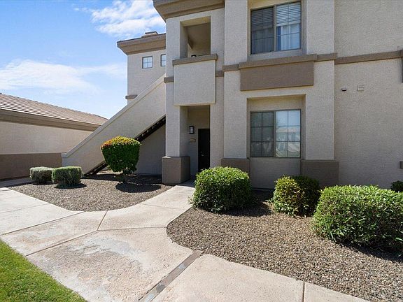 4th image of 1941 S Pierpont Dr #1017