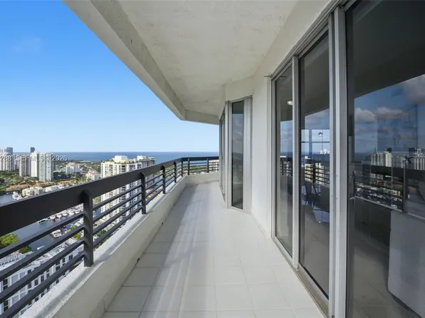 3500 Mystic Pointe Dr #Penthouse 5, Aventura, FL 33180
