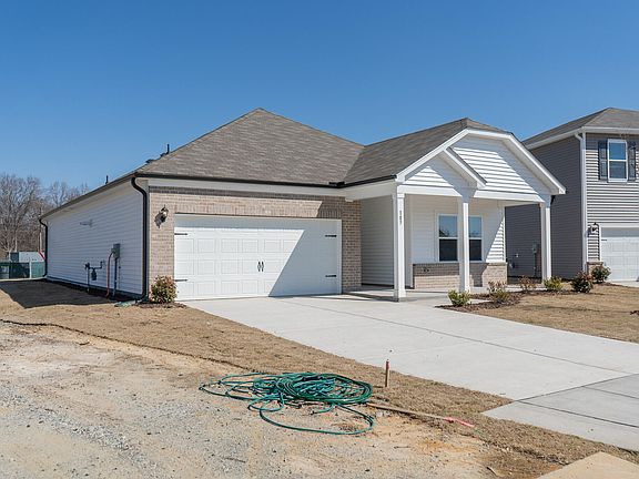 3rd image of 185 White Birch Ln