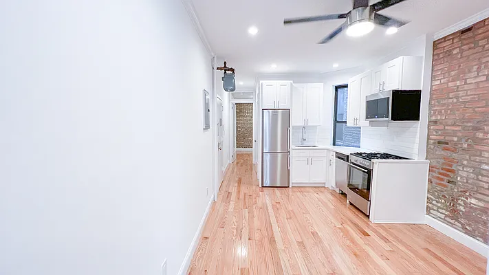 Rented by Brighton Management | media 2