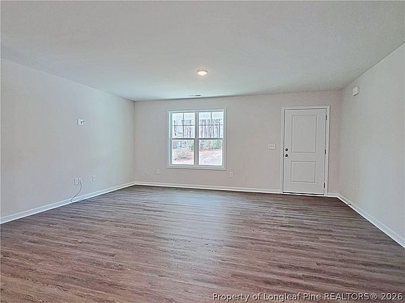 3rd image of 34 Morgan Ct