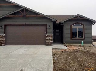 197 Enchantment Rd, Rapid City, SD 57701