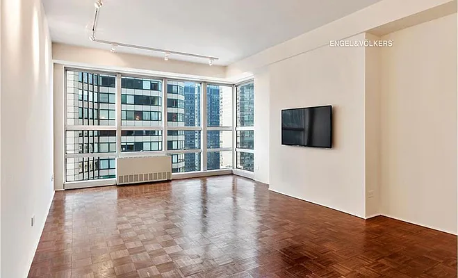 Rented by Engel & Völkers New York City | media 11