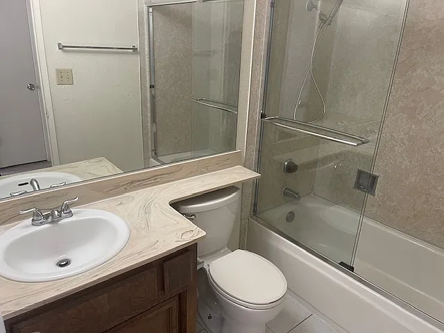 3325 Jayanne Way — Photo 3