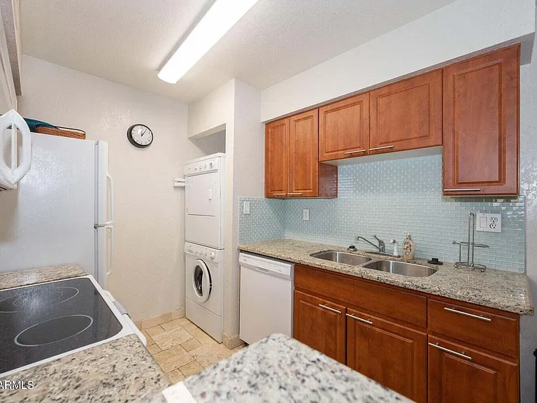 5995 N 78th St #1028 — Photo 9