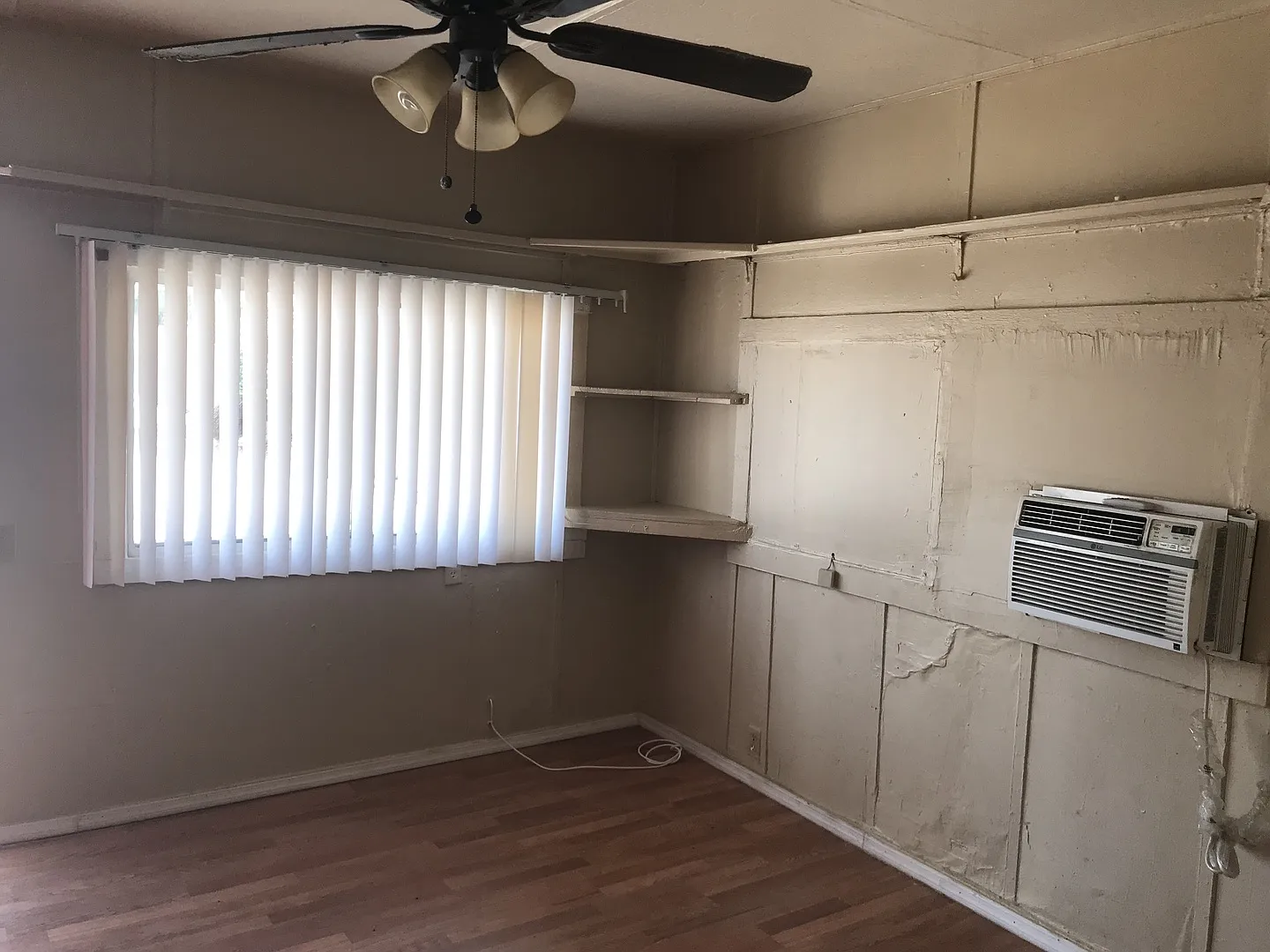 Phoenix 1 Bedroom Unit — Photo 4