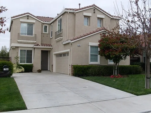 1962 Las Flores Dr — Photo 1
