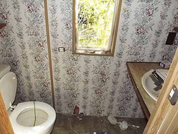 3rd image of 16765 SE 249th Ter