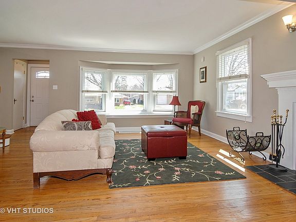 2nd image of 1236 Boeger Ave