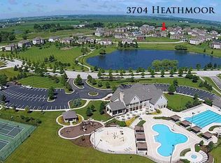 3704 Heathmoor Dr, Elgin, IL 60124