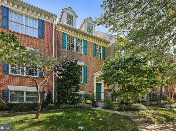 11851 Sherbourne Dr, Lutherville Timonium, MD 21093