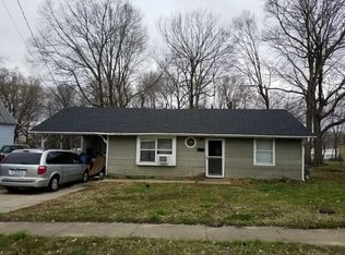 302 W Pearl St, Harrisonville, MO 64701