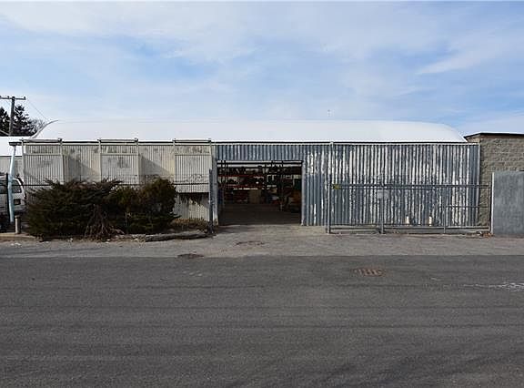 3rd image of 233 Fordham Pl