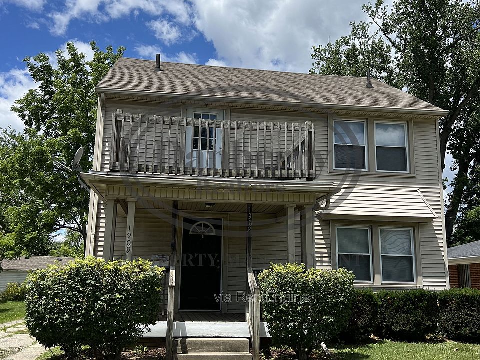 1st image of 1909 Kensington Rd #1