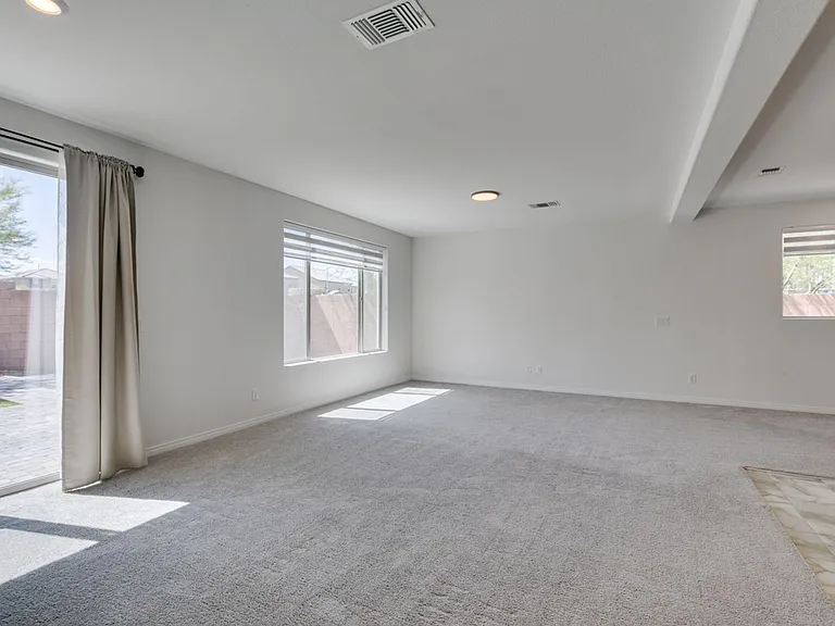 10303 Dallington St — Photo 20