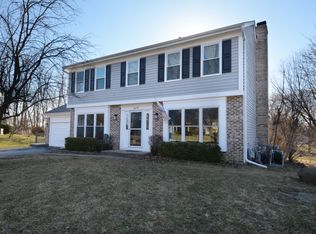 4019 Cottonwood Ct, Island Lake, IL 60042