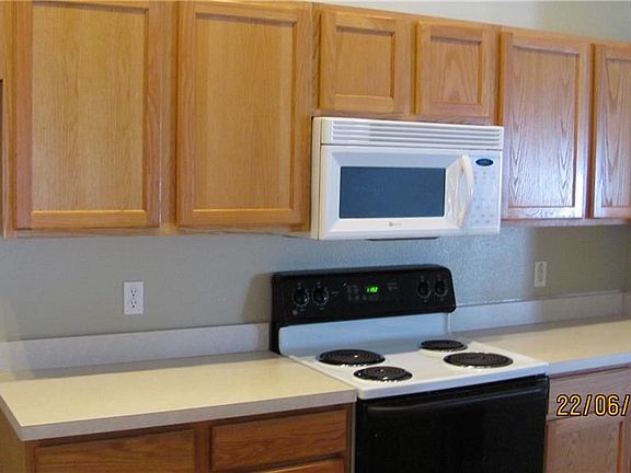 5th image of 129 Rose Hill Trl