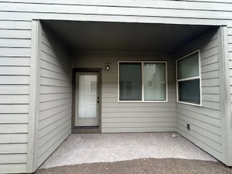 10136 SW Barber St — Photo 41