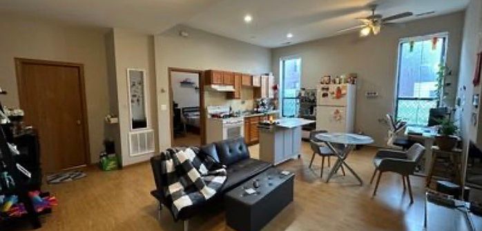 1st image of 3049 S Parnell Ave APT 1