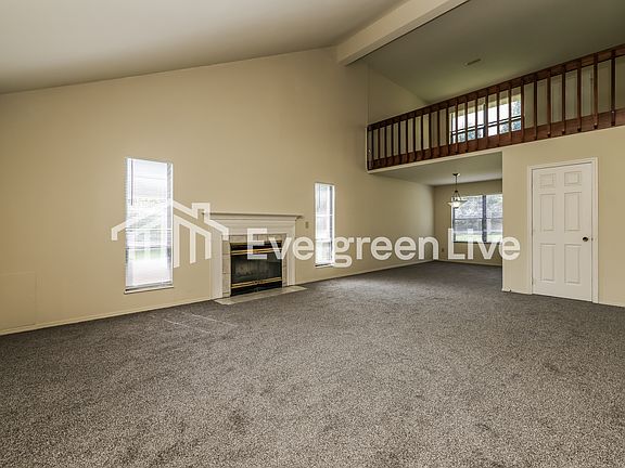 3rd image of 6930 Deer Bluff Dr