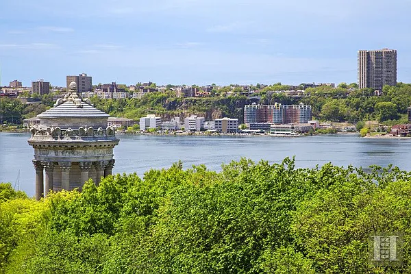 Sold by Halstead Real Estate | media 20