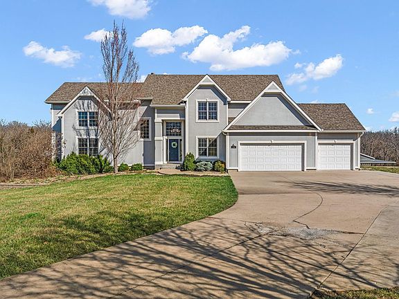 3rd image of 5100 SW 53rd St