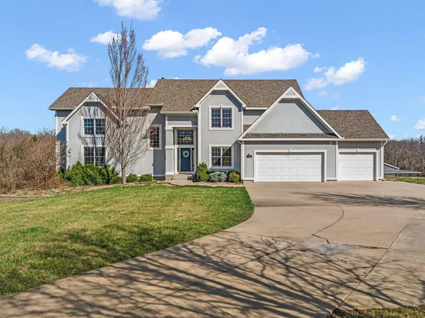 5100 SW 53rd St, Topeka, KS 66610