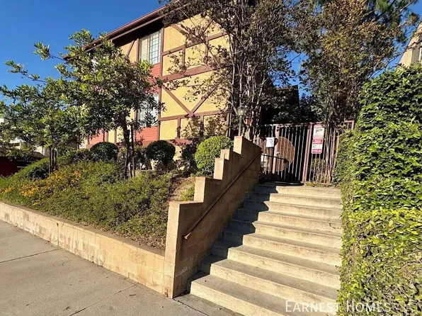 10220 De Soto Ave Unit 11, Chatsworth, CA 91311