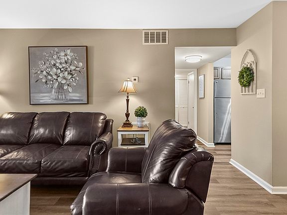 5th image of 2515 Veterans Memorial Pkwy APT 104