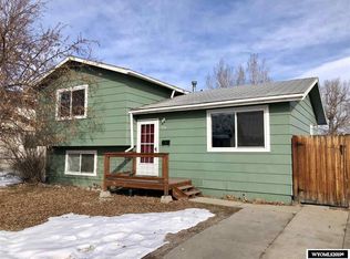1000 Spriggs Dr, Lander, WY 82520