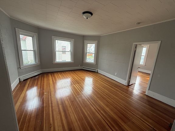 5th image of 39 Hodges Ave #2F