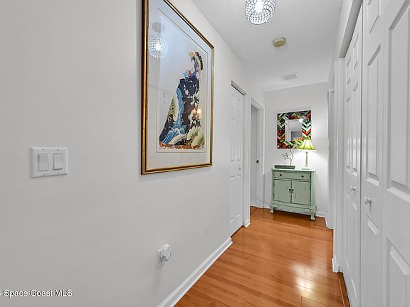 4th image of 568 7th Sq APT 101