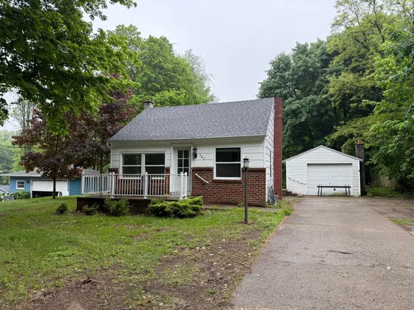 387 N West St, Hillsdale, MI 49242