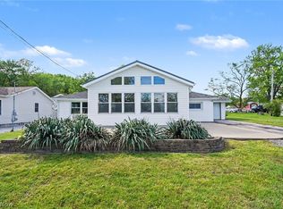 1446 Jersey St, Lake Milton, OH 44429