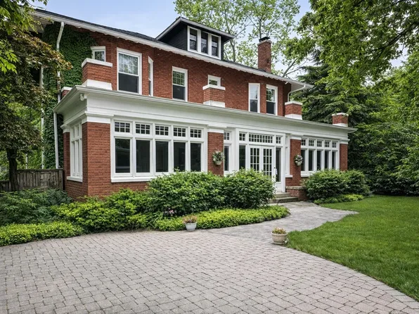 1235 Ridge Ave, Evanston, IL 60202
