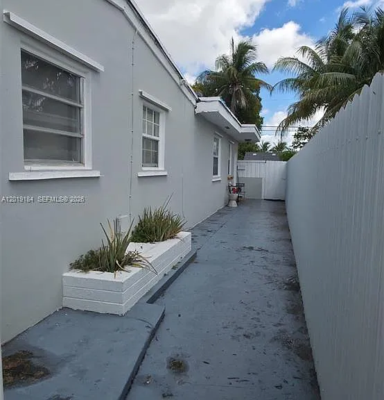 3285 NW 98th St — Photo 3