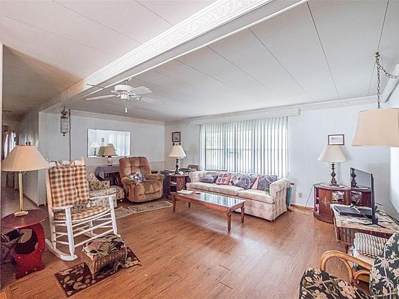 2nd image of 613 SANDPIPER DRIVE
