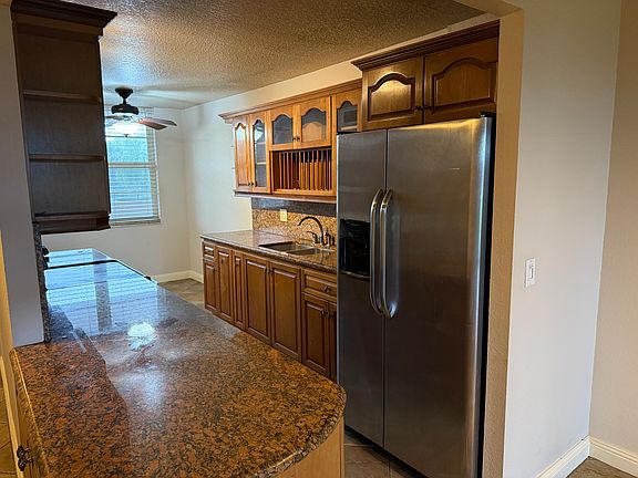 3rd image of 250 Jacaranda Dr APT 208