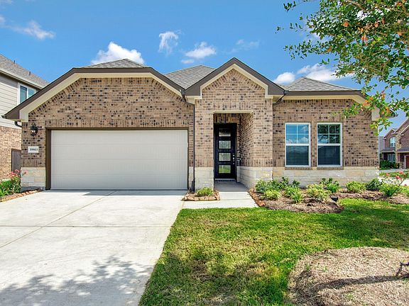 2nd image of 19863 Mountain Vista Dr