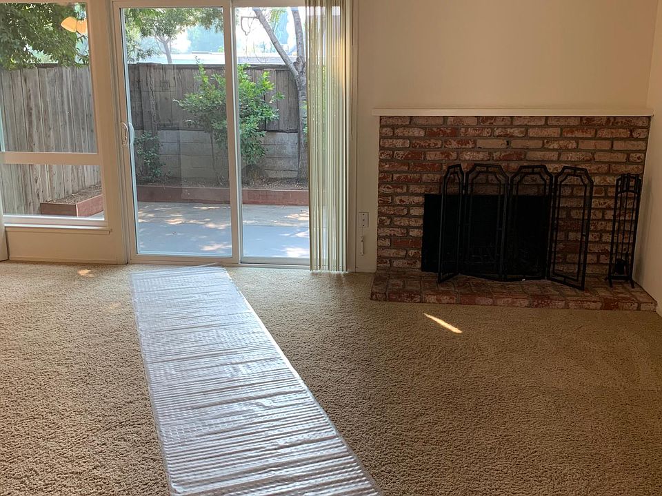 1st image of 103 Falkirk Ct